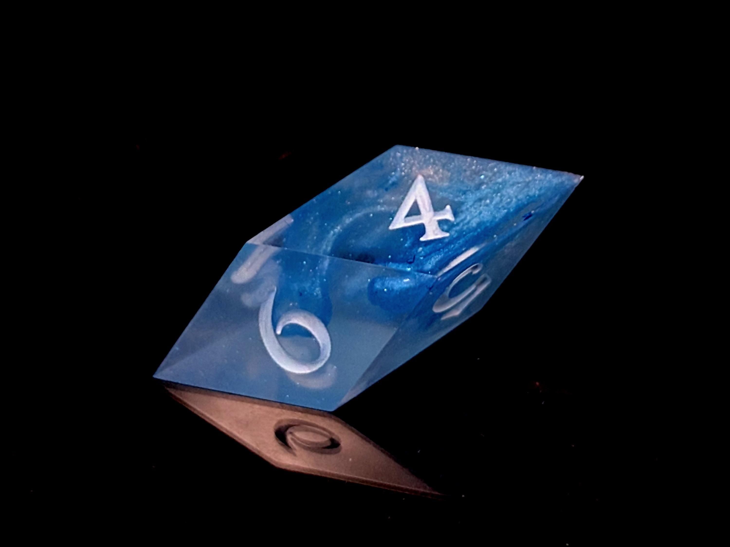Brona's Bloom - Sharp Edge Resin D&D Dice Set